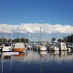 Charmantes, Helles City-apartment - Nahe Hafen, Schloss & Altstadt Schwerin