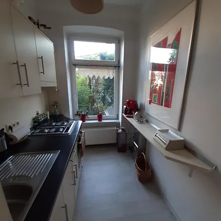 Charmantes, Helles City-apartment - Nahe Hafen, Schloss & Altstadt