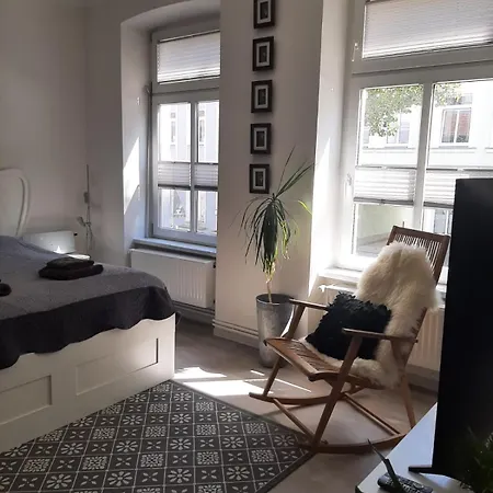 公寓 Charmantes, Helles City-apartment - Nahe Hafen, Schloss & Altstadt *