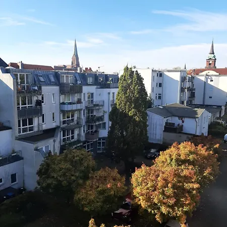 Charmantes, Helles City-apartment - Nahe Hafen, Schloss & Altstadt