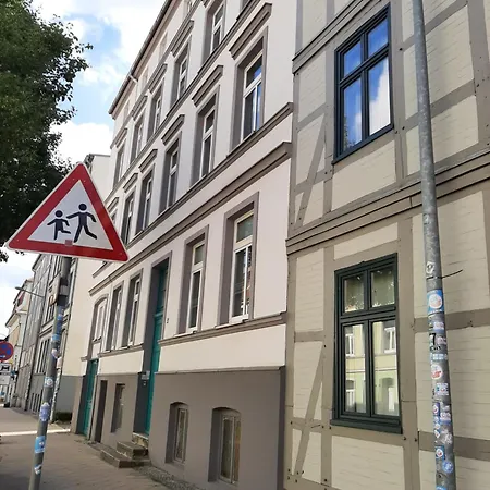 Charmantes, Helles City-apartment - Nahe Hafen, Schloss & Altstadt 公寓 *